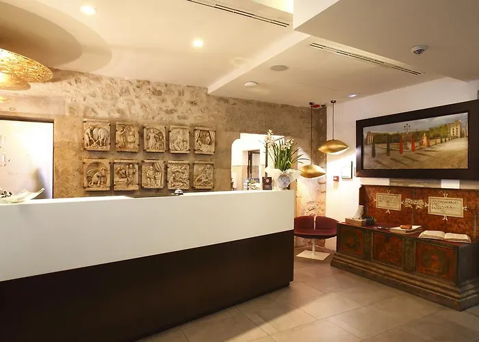 传奇吉罗那博物馆酒店 酒店