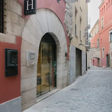 Museu Llegendes De 4*