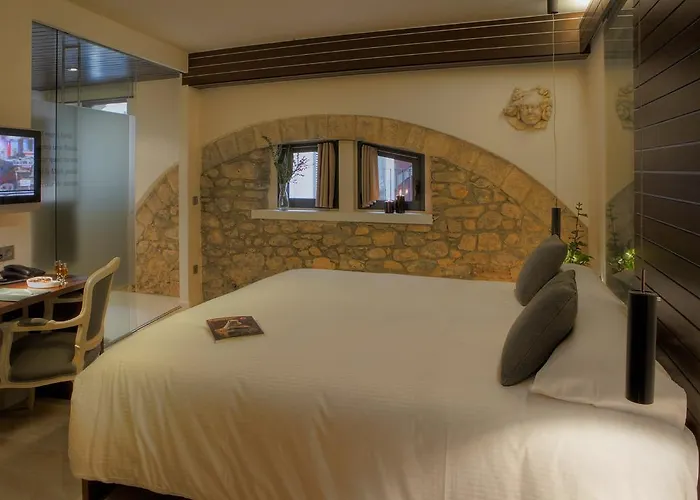 ホテル ムセウ リェゲンデス デ