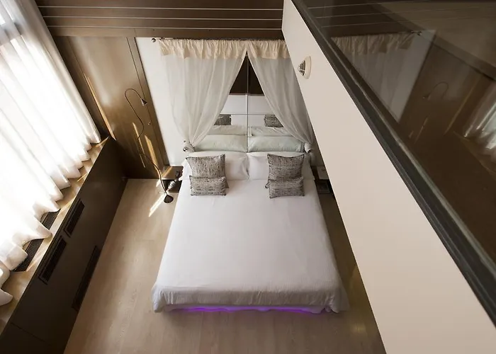 ムセウ リェゲンデス デ 4* ジローナ