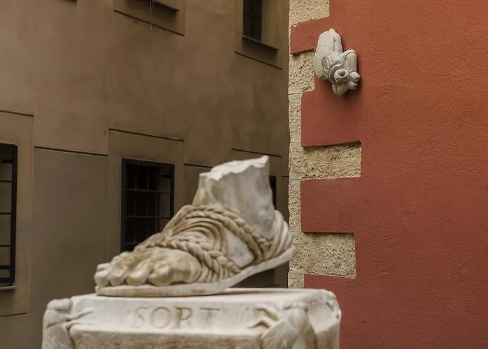 ホテル ムセウ リェゲンデス デ ジローナ