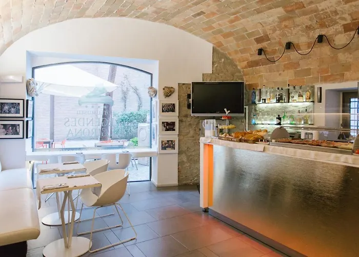 ホテル ムセウ リェゲンデス デ ジローナ