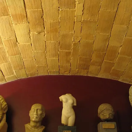 Museu Llegendes De Hotell 4*