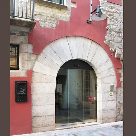 Hotell Museu Llegendes De