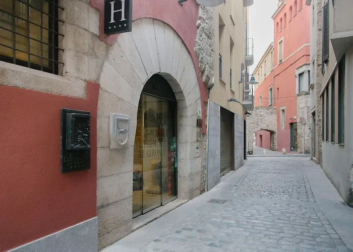 Museu Llegendes De 4*